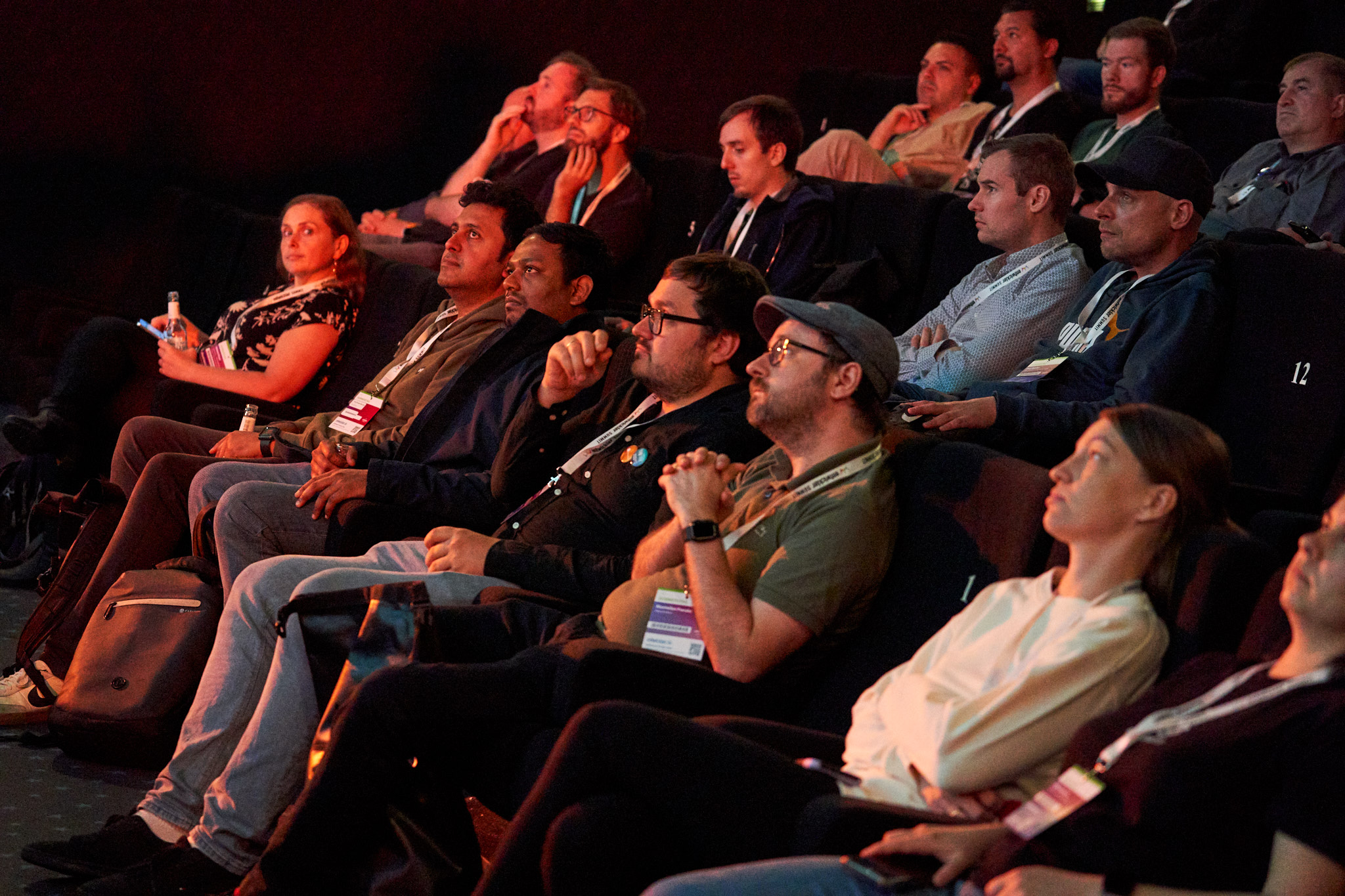 Stage visibility with technical relevance